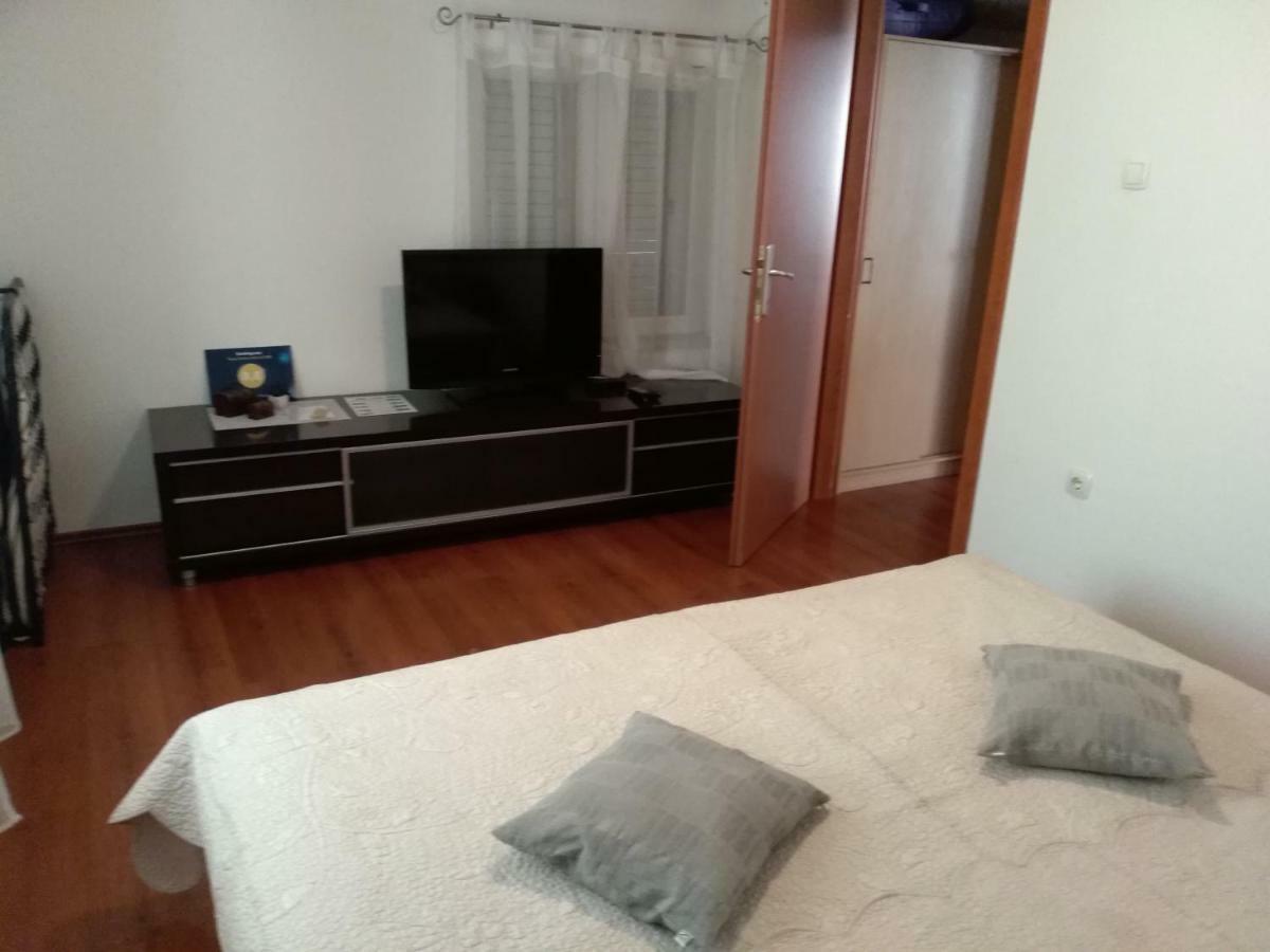 Apartment Paula Kastela Ngoại thất bức ảnh