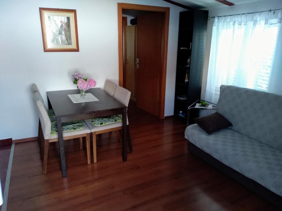 Apartment Paula Kastela Ngoại thất bức ảnh